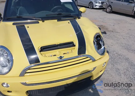 2005 Mini Cooper S from USA, damaged, VIN WMWRH33595TF84302